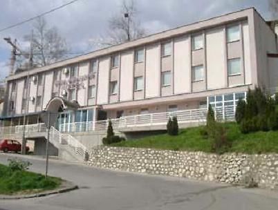 Omega Ambasador Hotel Sarajevo Exterior photo